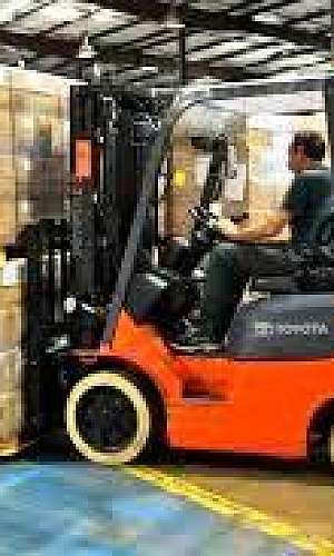 Preço de locação de empilhadeira Preço de locação de empilhadeira